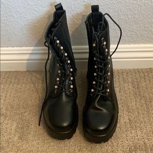 Women’s combat boots